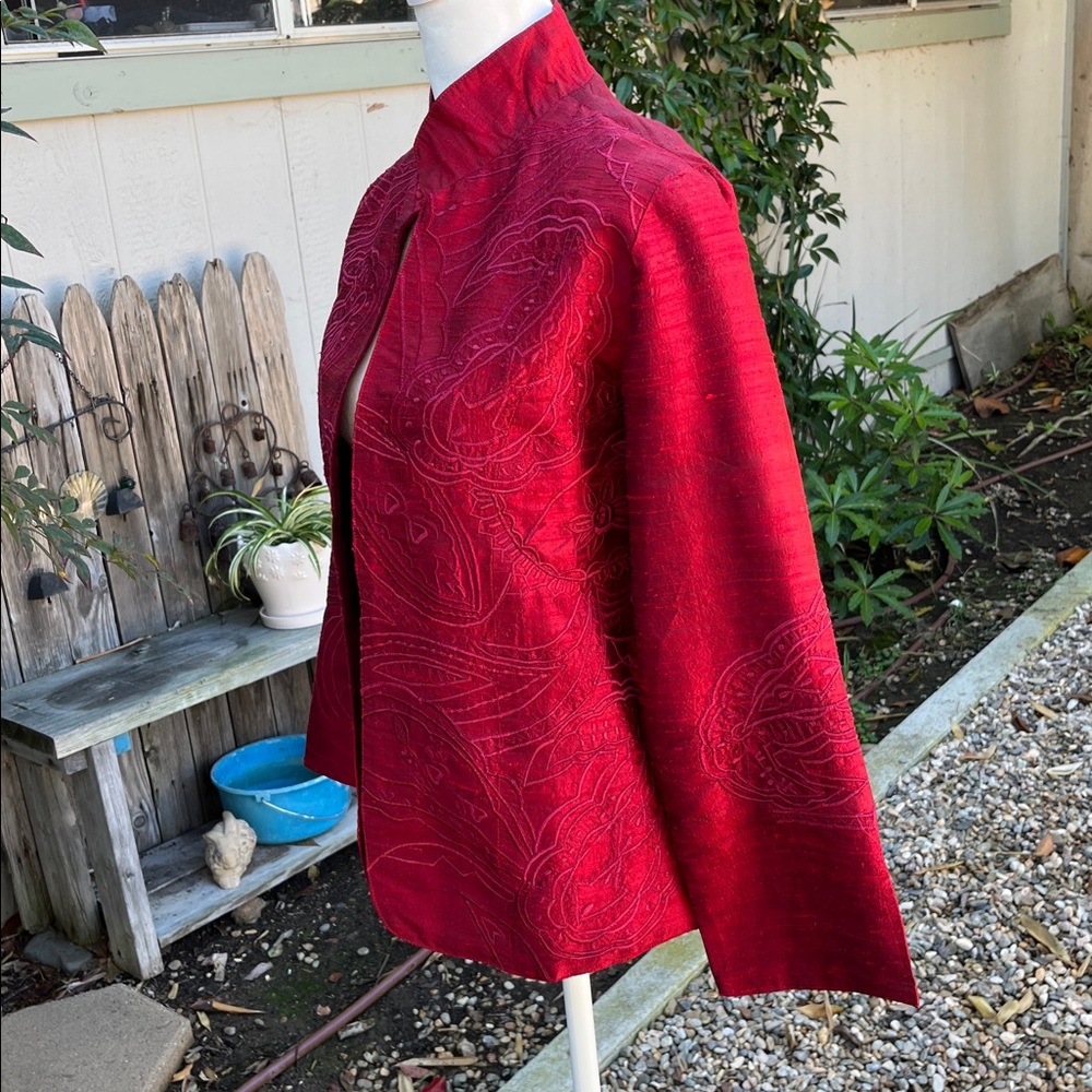 Silk 100% Elegant Red Women's Jacket Indian Embroidered Size S - Picture 3 of 9